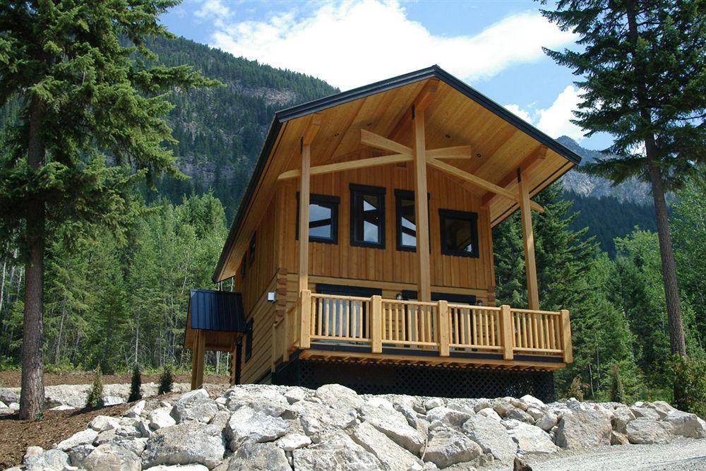 Mount 7 Lodges Голден Экстерьер фото