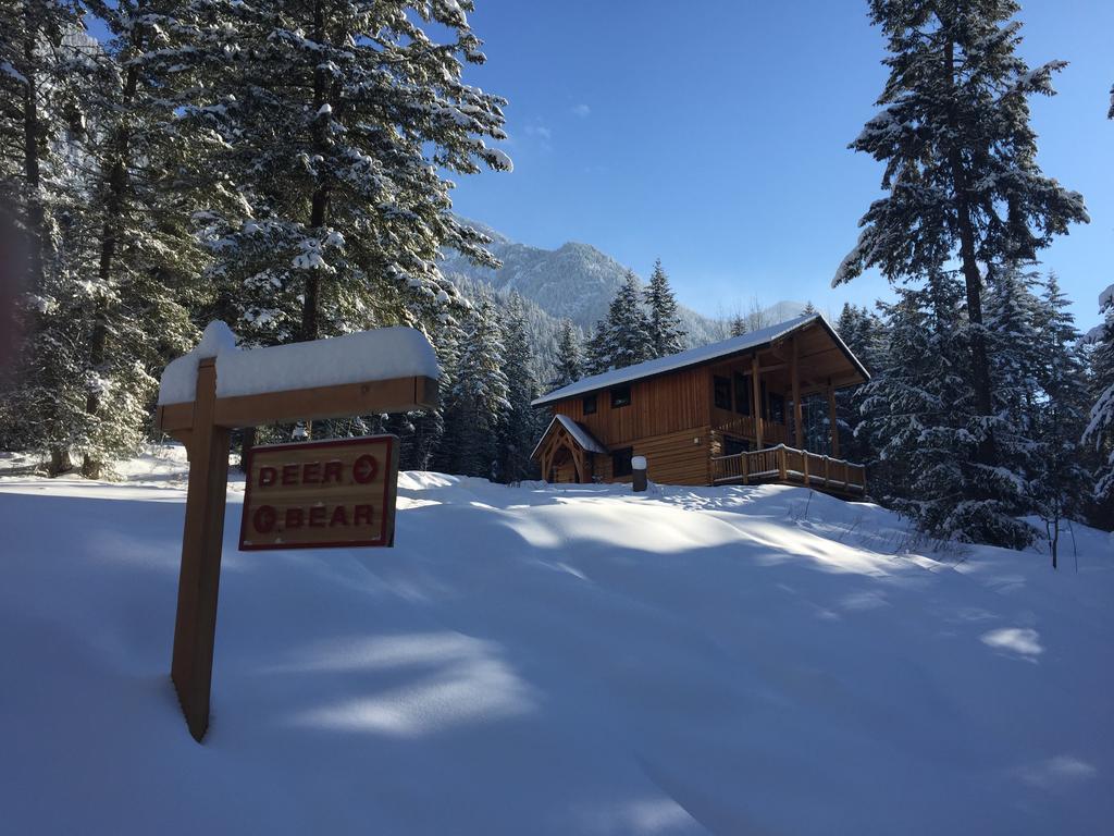 Mount 7 Lodges Голден Экстерьер фото