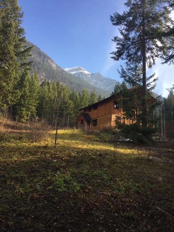 Mount 7 Lodges Голден Экстерьер фото