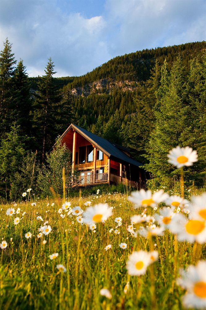 Mount 7 Lodges Голден Экстерьер фото